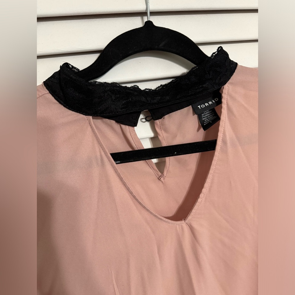 Blush pink Torrid blouse with lace accents